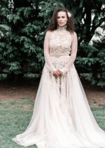 elegant- inspirational-wedding-dress-ideas-for-older-brides